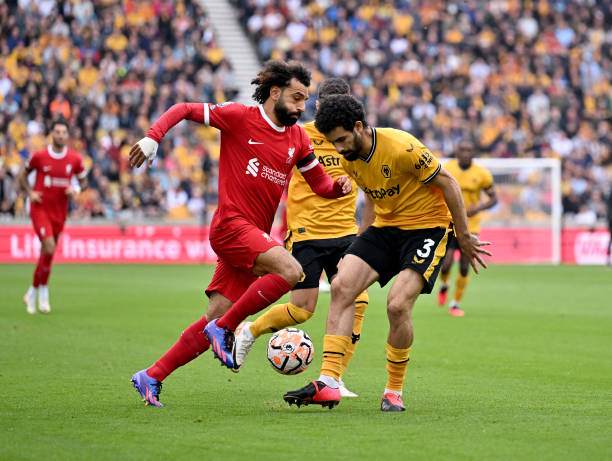 也要在进攻 也要在进攻